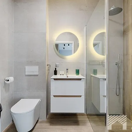 Fuzja Comfort By Lookap - Prywatny Parking W Garazu! דירה *